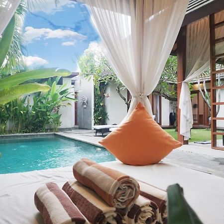 Nil Villa Seminyak Bagian luar foto