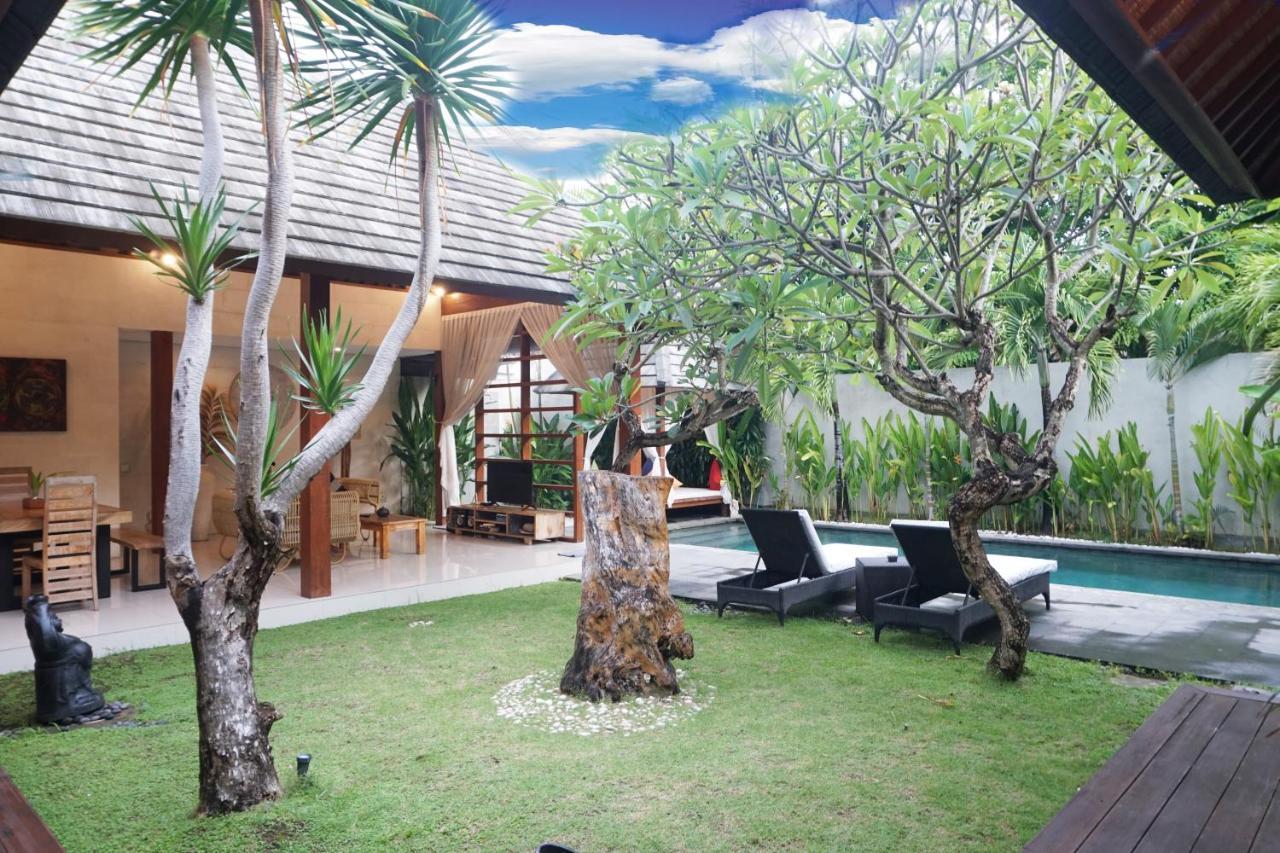 Nil Villa Seminyak Bagian luar foto