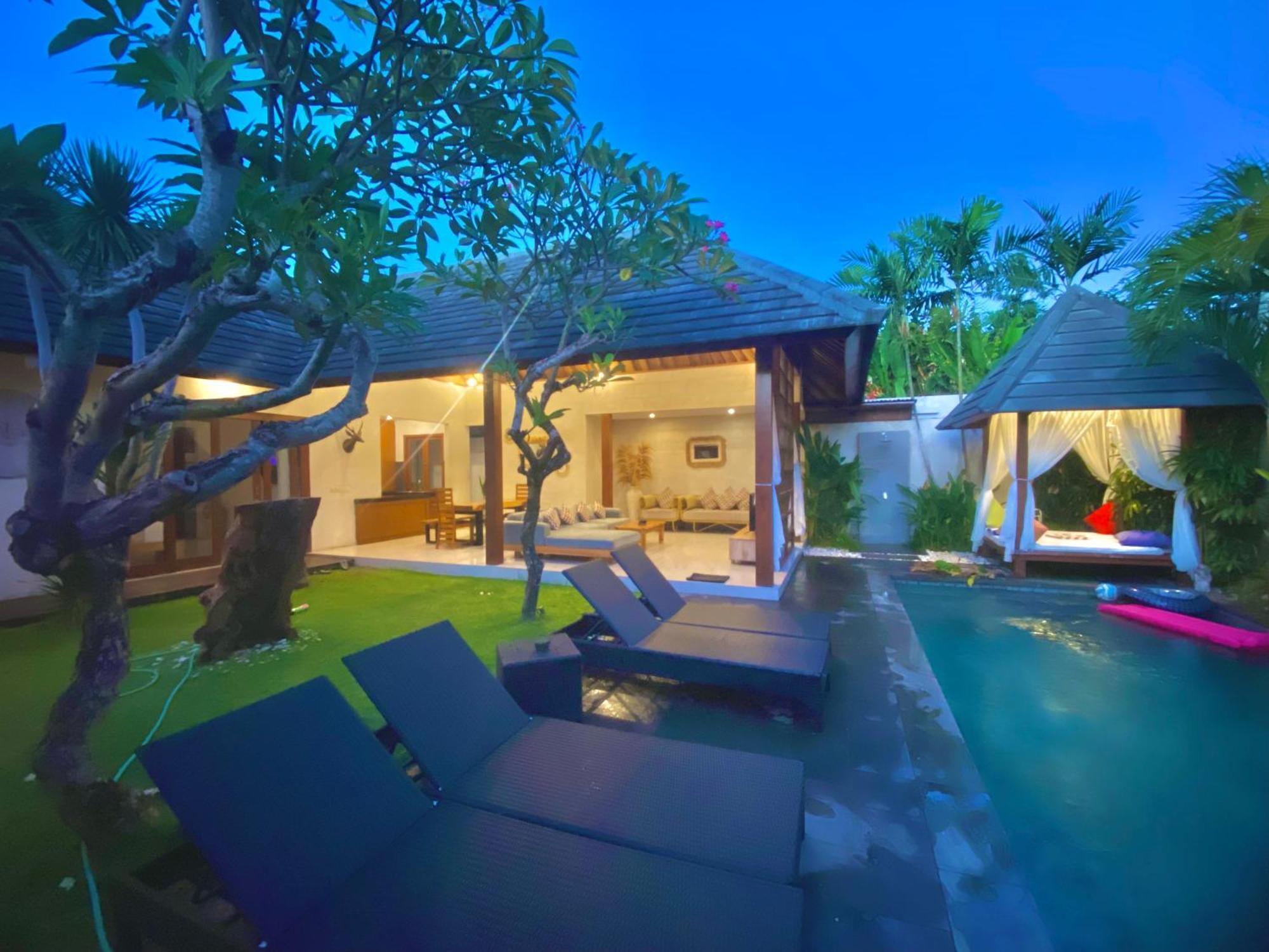 Nil Villa Seminyak Bagian luar foto