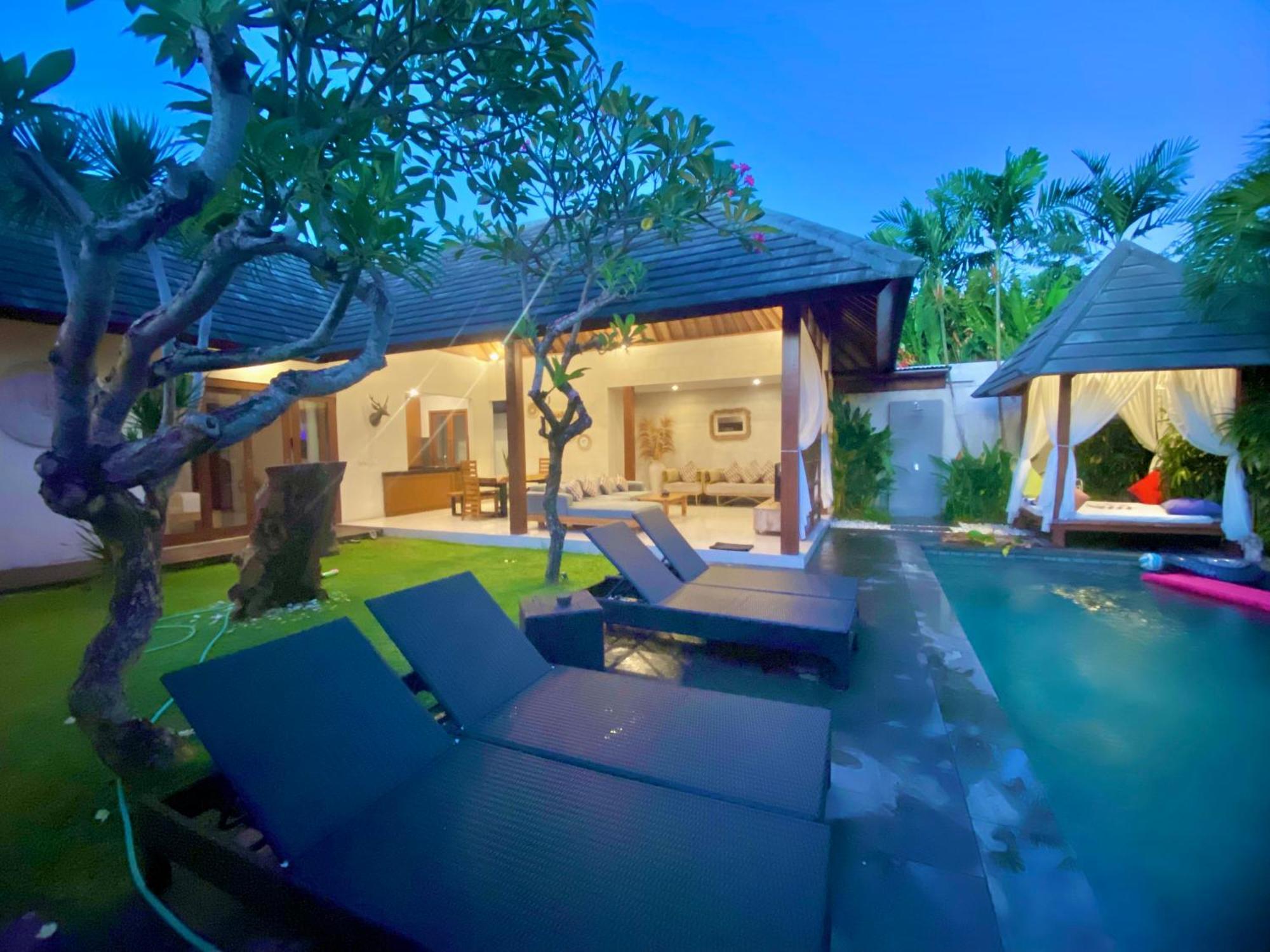 Nil Villa Seminyak Bagian luar foto
